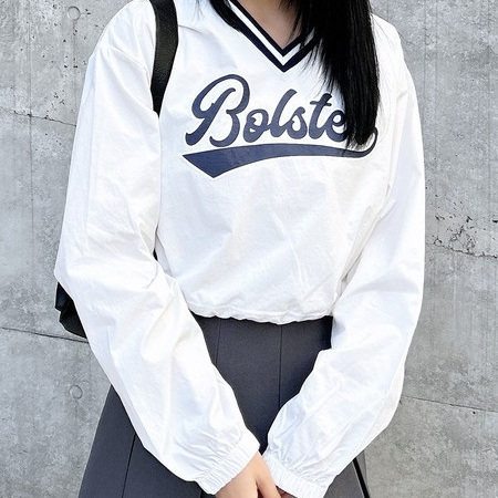 日单INGNI拼色V领运动短款卫衣