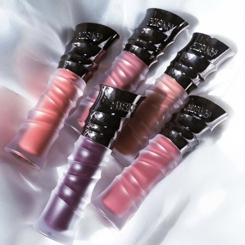 4月新品risky beauty韩国小众朋克风唇釉哑光丝绒雾面裸色唇彩蜜