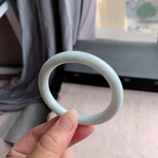 缅甸天然A货翡翠 57圈口白月光圆条手镯玉镯T11