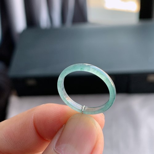 天然A货翡翠天空蓝戒指指环