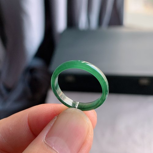 天然A货冰种湖水绿翡翠戒指