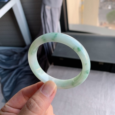 缅甸天然A货翡翠54圈口手镯