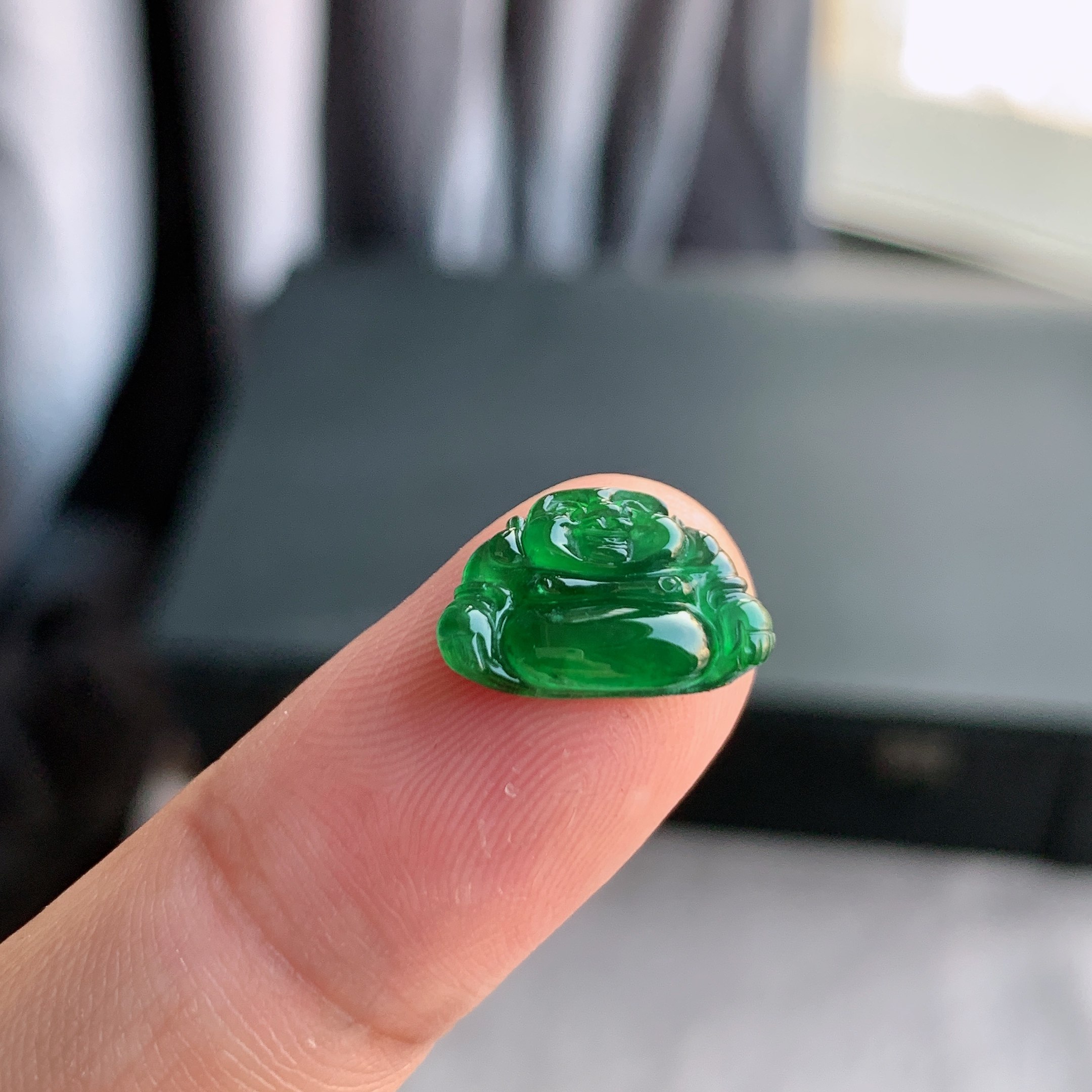 天然A货翡翠 冰种湖水绿佛公镶件L12