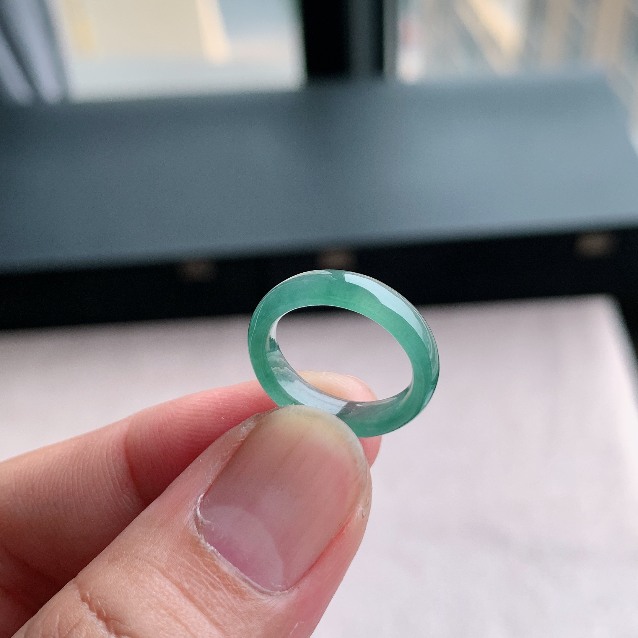 天然A货翡翠冰种8号天空蓝戒指