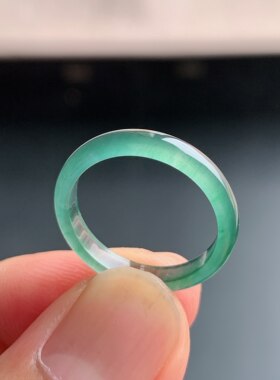 天然A货冰种晴水绿翡翠素圈戒指