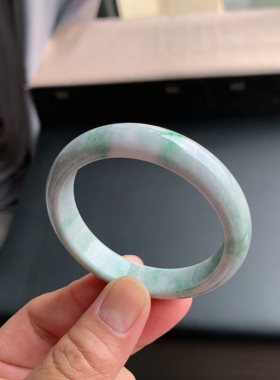 缅甸天然A货翡翠 54圈口飘绿正圈手镯玉镯T12