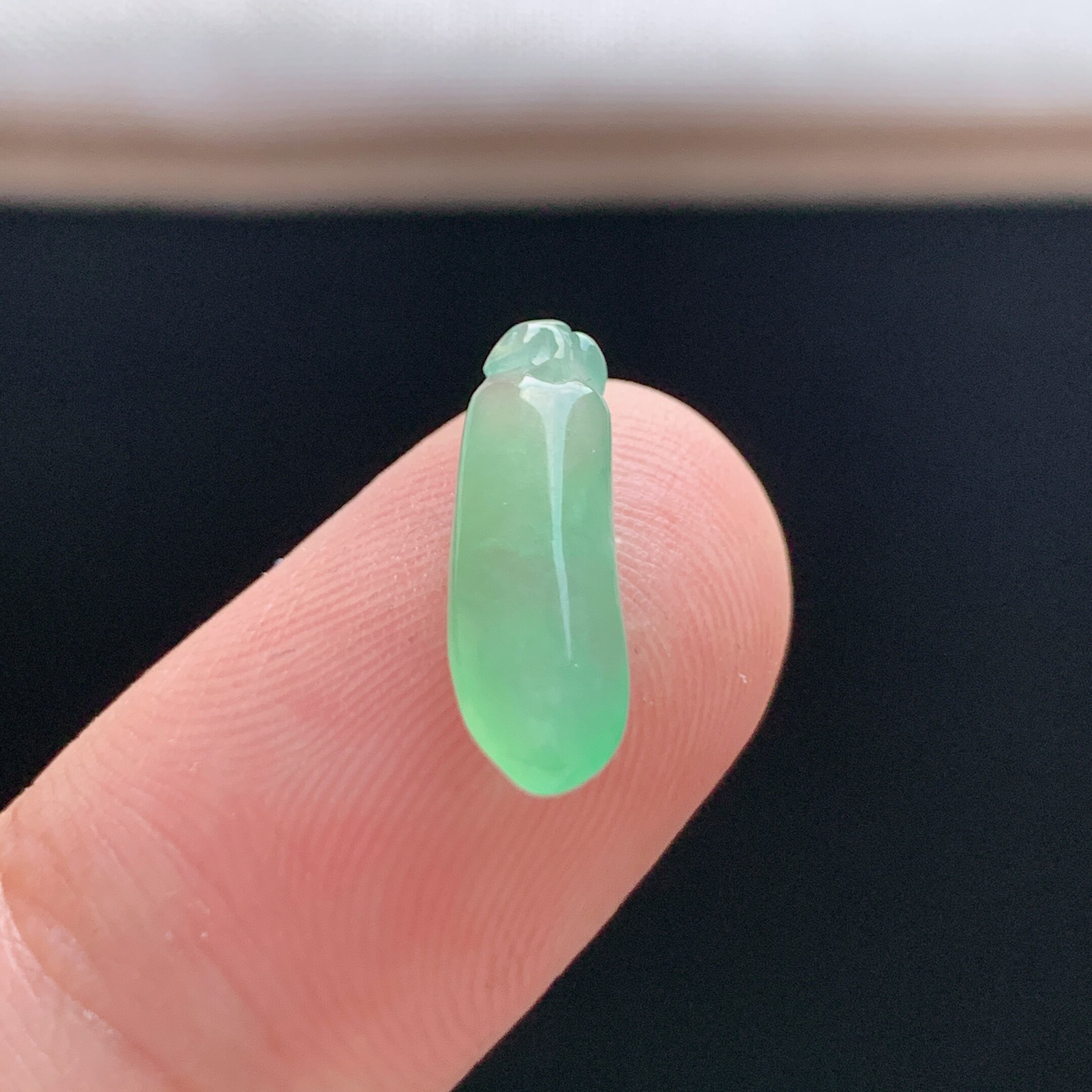 缅甸天然A货翡翠 冰糯种晴水绿福瓜挂件吊坠L5