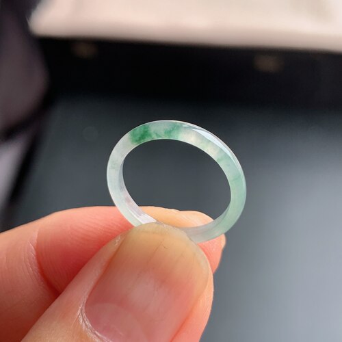 天然A货冰种翡翠飘花素圈戒指