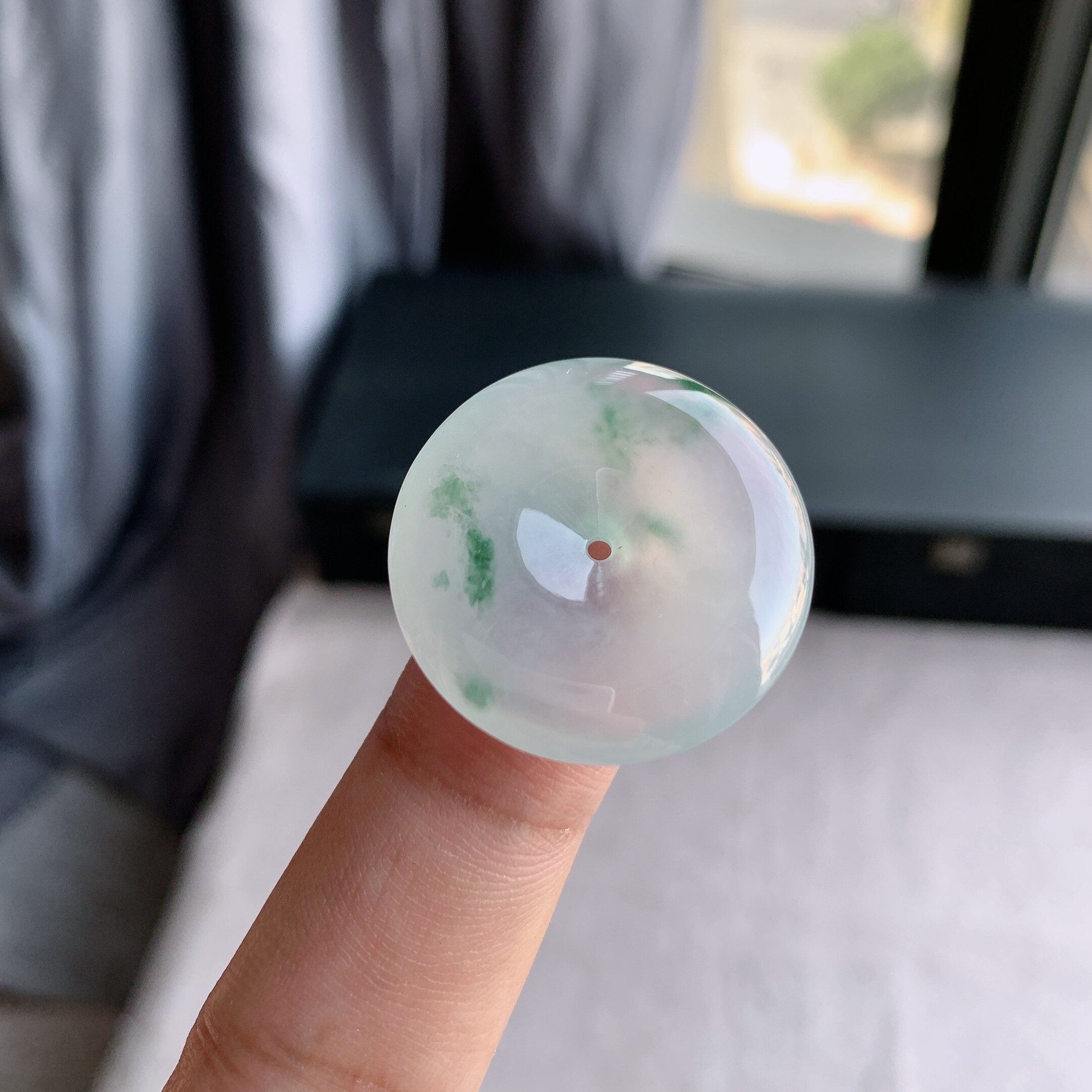 缅甸天然A货翡翠冰种冰飘花吊坠