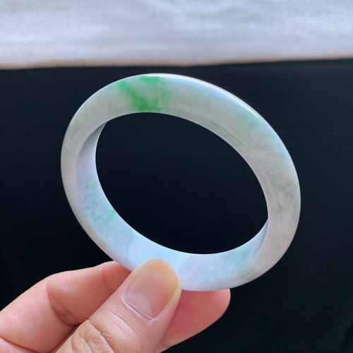 缅甸A货翡翠飘绿正圈手镯58圈