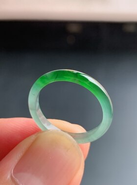 天然A货冰种阳绿翡翠素圈戒指