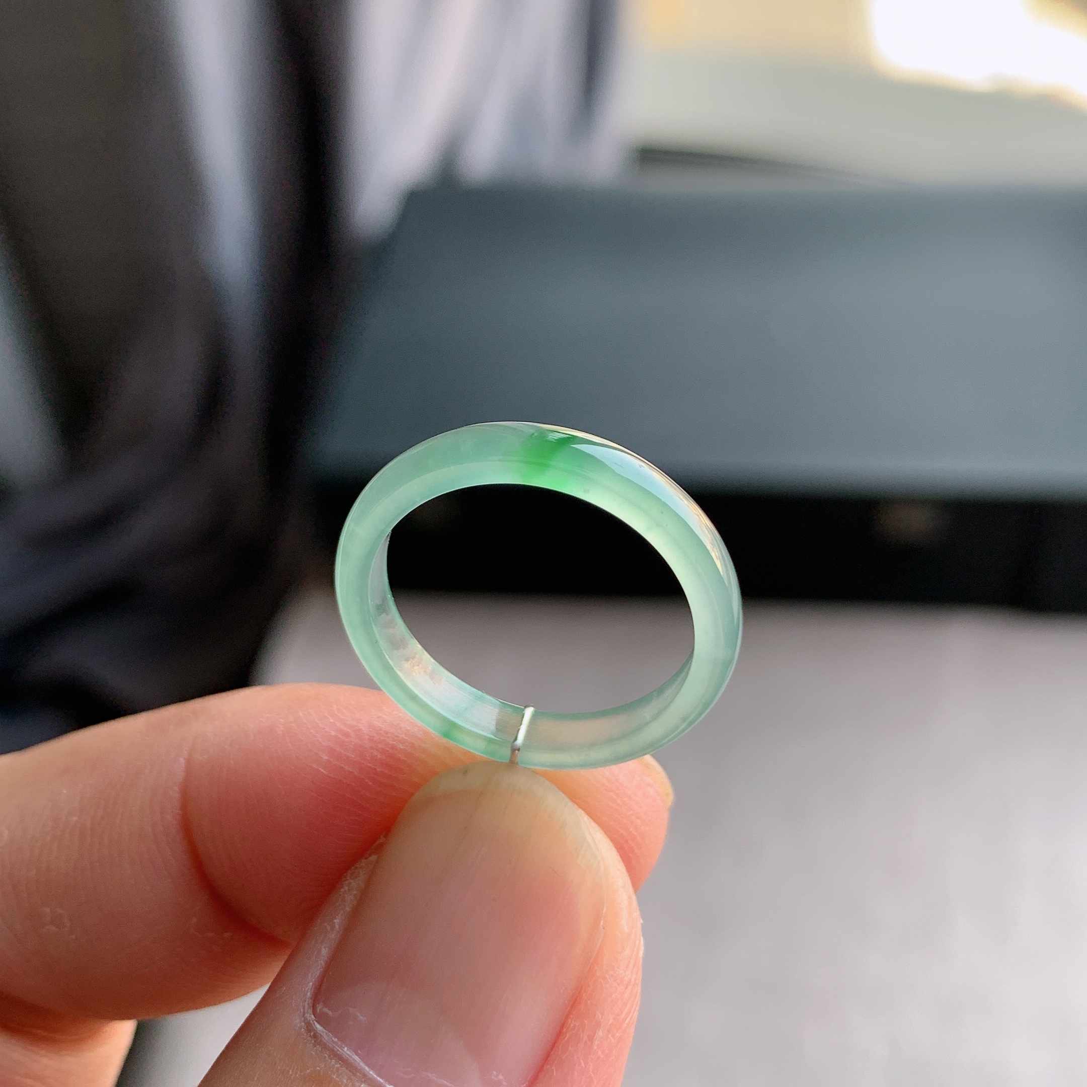 天然A货翡翠14号飘绿花戒指