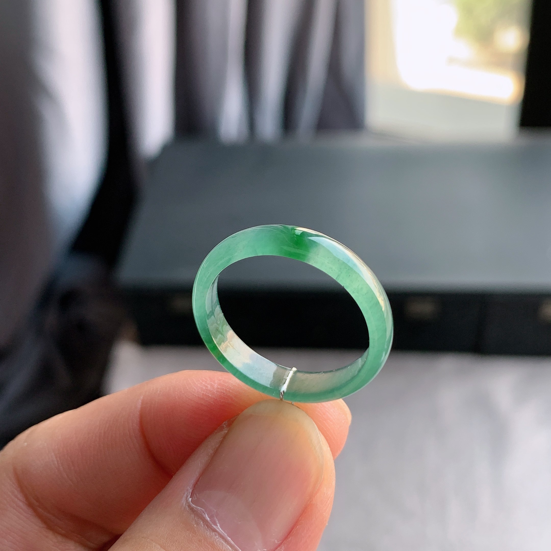 天然A货翡翠冰飘花戒指