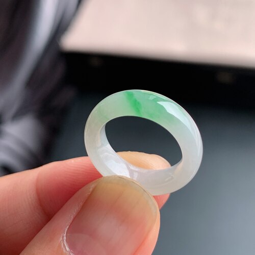 缅甸天然A货冰糯飘阳绿翡翠戒指