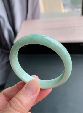 缅甸天然A货翡翠 55圈口豆绿正圈手镯玉镯T9