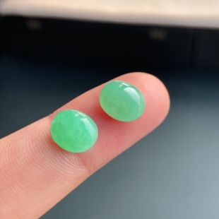 冰糯种豆绿蛋面戒面一对L15 缅甸天然A货翡翠