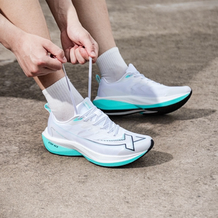 特步男鞋体测运动跑鞋2025新款初中生跑步鞋初三中考体育专用鞋