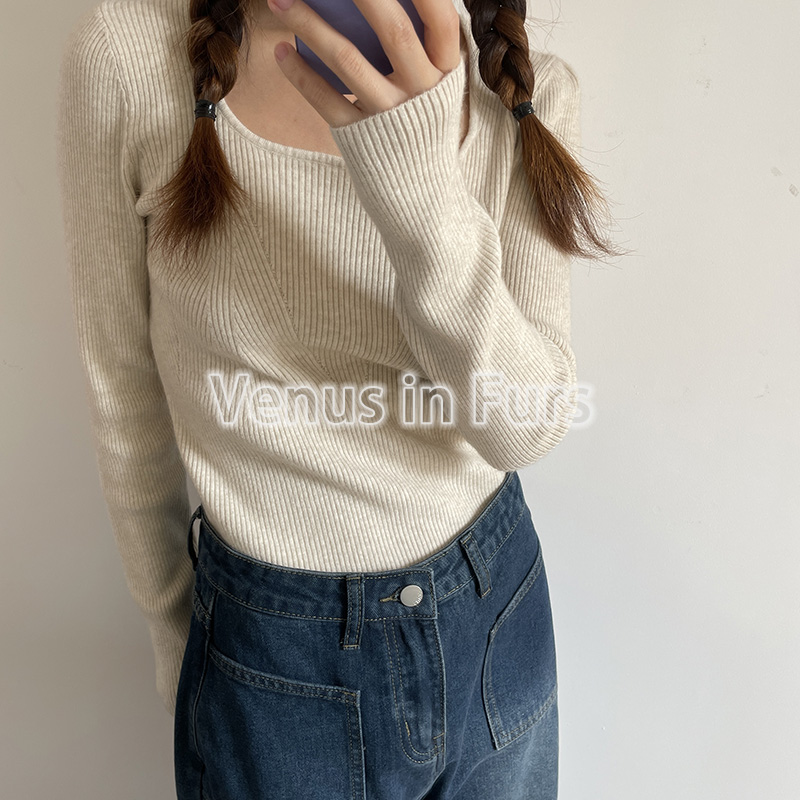 方领设计款安迪绒长袖针织衫打底