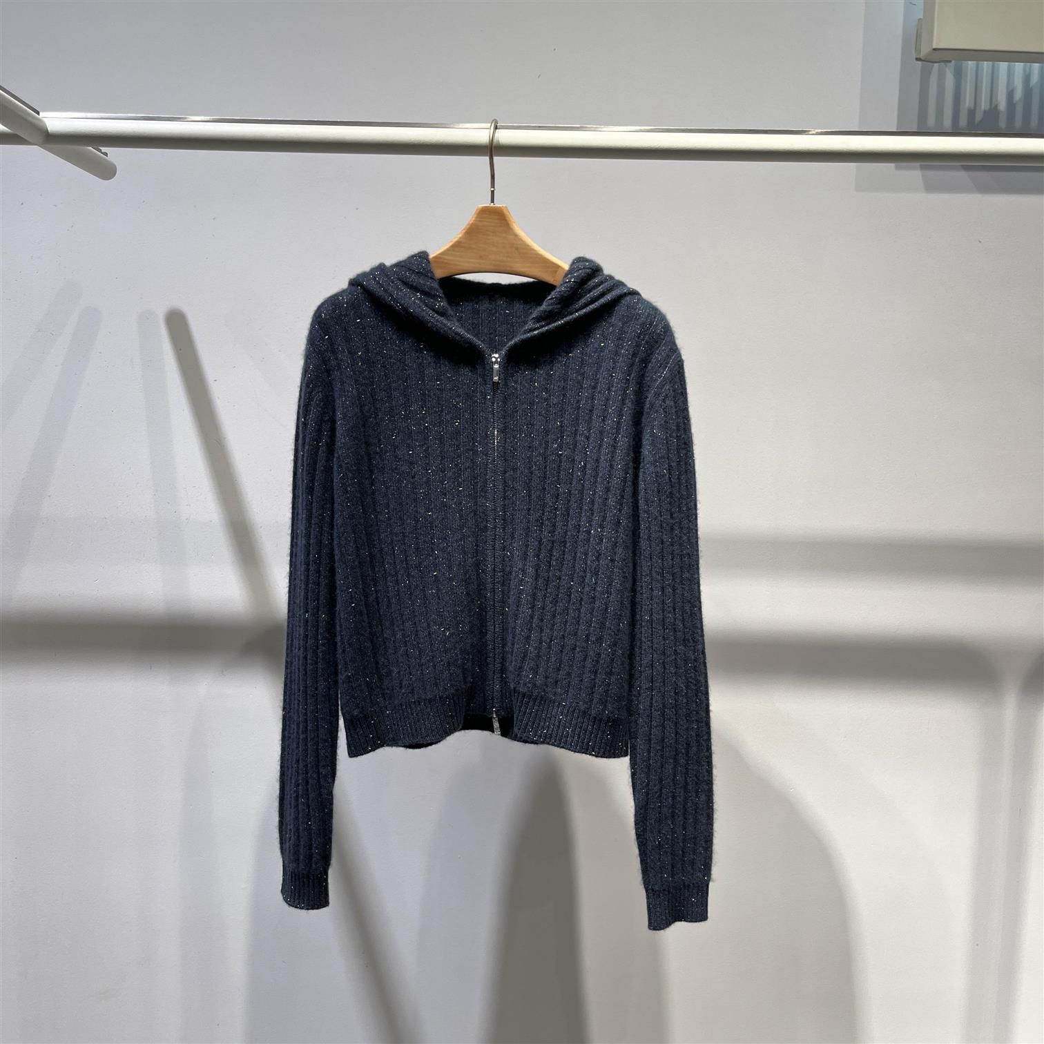 深藏青色连帽长袖针织开衫外套女