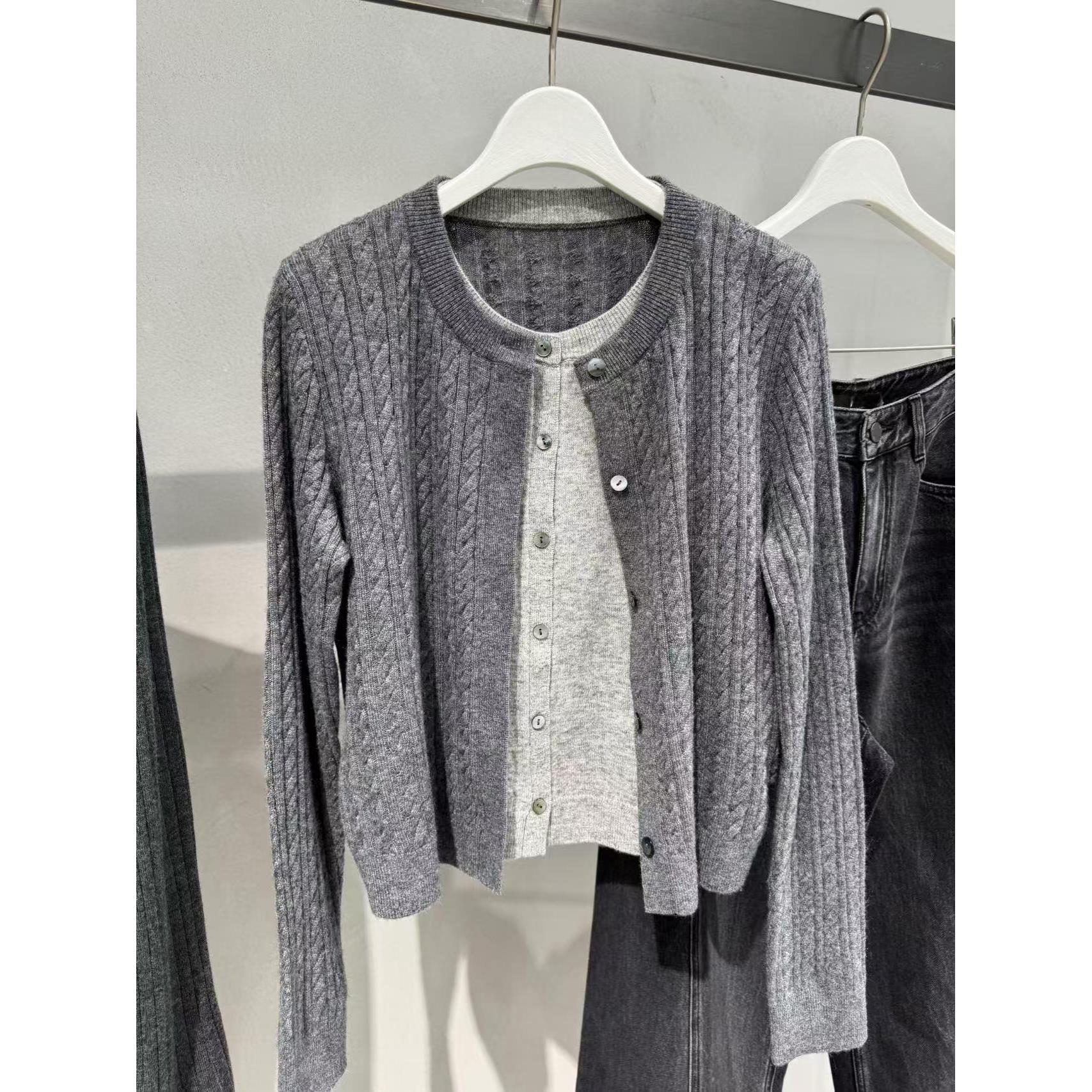 麻花假两件圆领针织衫女毛衣外套