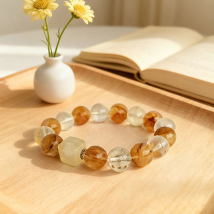 天然水晶手链柠檬黄水晶黄胶花水晶手串轻奢小众时尚招财转运珠