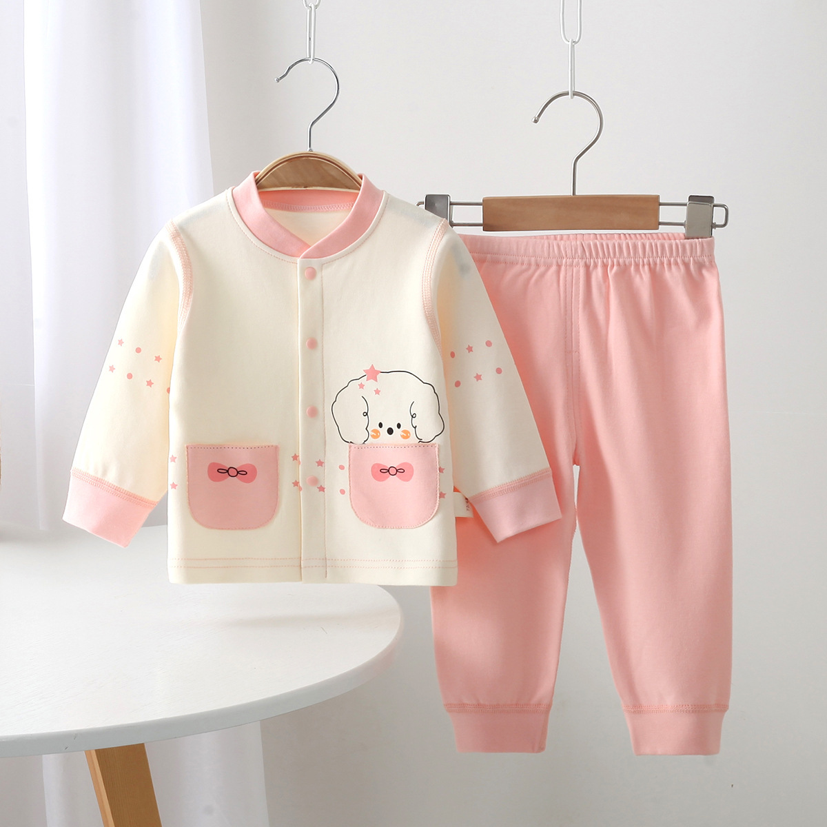 早秋婴儿衣服纯棉a类婴幼儿洋气套装宝宝春秋两件套分体安阳童装