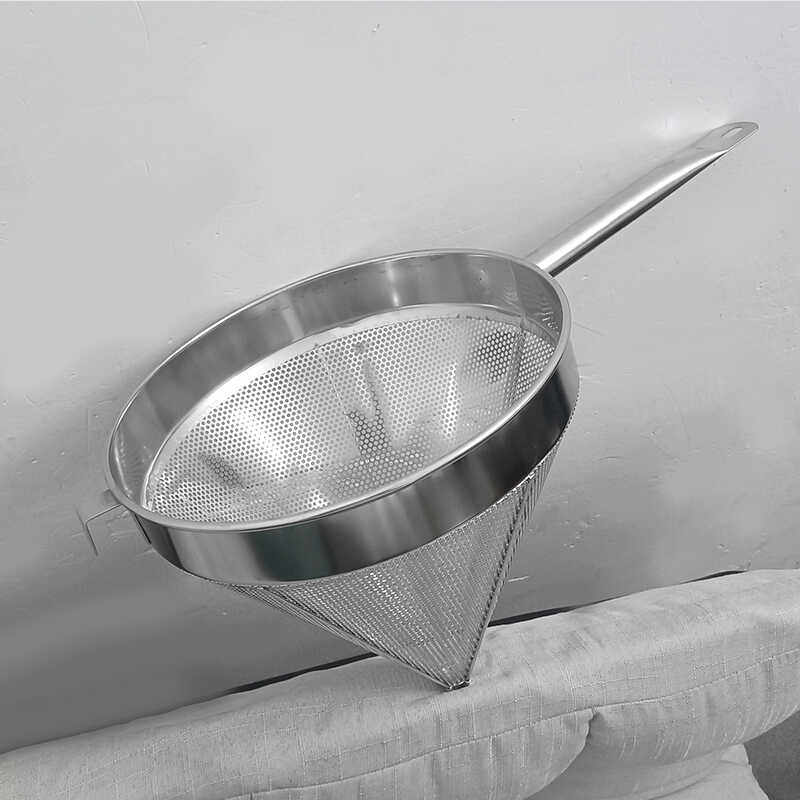 不锈钢锥型漏斗锥形过滤过滤牛肉汤渣三角漏网三角形冲孔过滤器勺