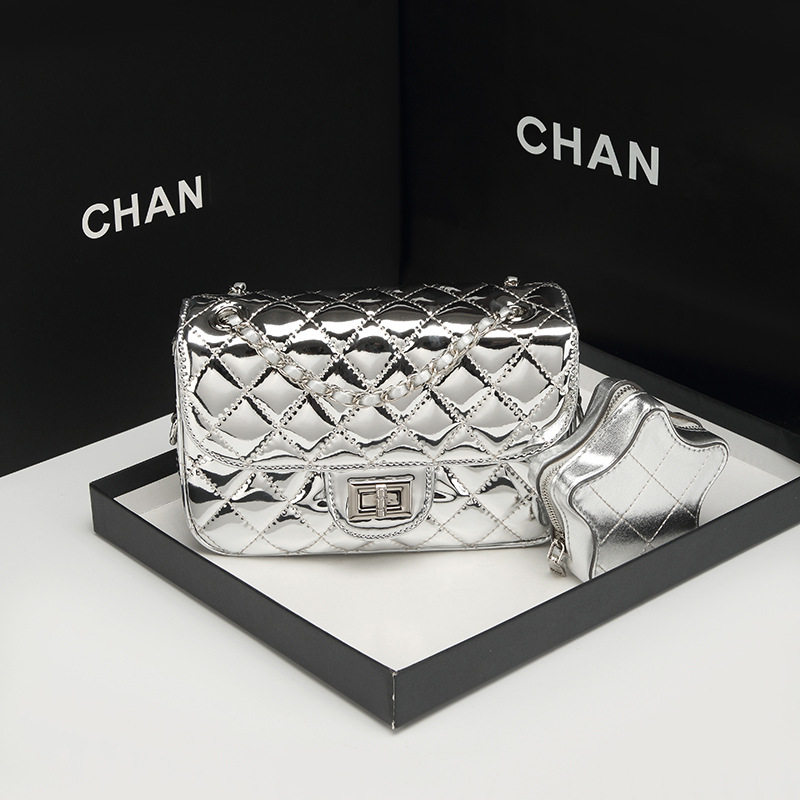 2026新款感时尚小香风菱格链条包包女亮面设计单肩斜挎小方包