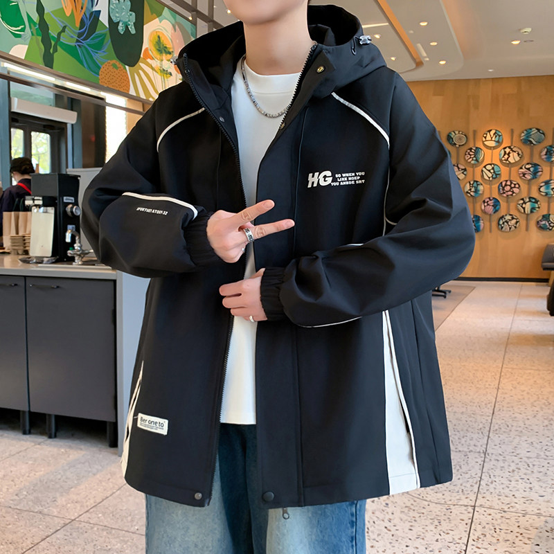 春秋季冲锋衣外套男士2025新款宽松休闲开衫上衣高中初中学生夹克