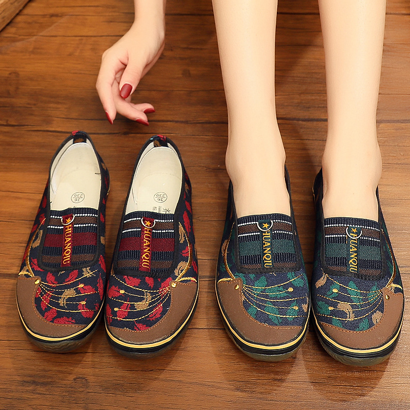 日本进口老北京防滑树叶纹布鞋舞