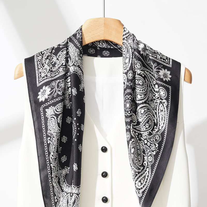 黑白腰果花真丝丝巾65中方巾素邹缎100%桑蚕丝四宫格佩斯利印花