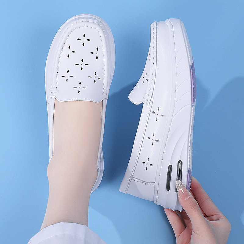 新款四季护士鞋女软底透气舒适不累脚防滑防臭厚底医护工作小白鞋