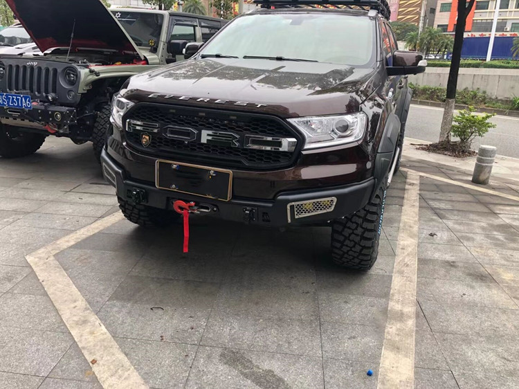 适用于福特撼路者越野改装保险杠竞技杠 憾路者前杠防撞杠带雾灯