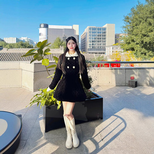 拉家同款2025冬季新款赫本优雅复古黑色丝绒中长羽绒服外套