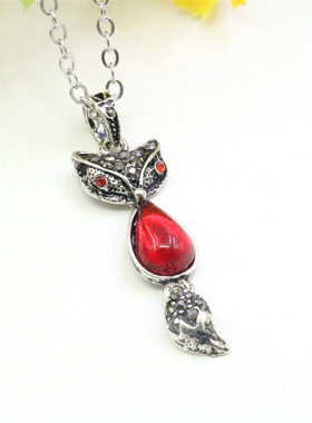 油菜花猫眼石合金狐狸女大红项链