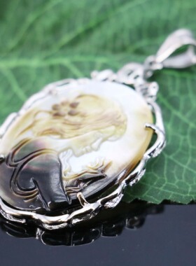 夸张天然鲍鱼贝颈链浮雕挂件吊坠