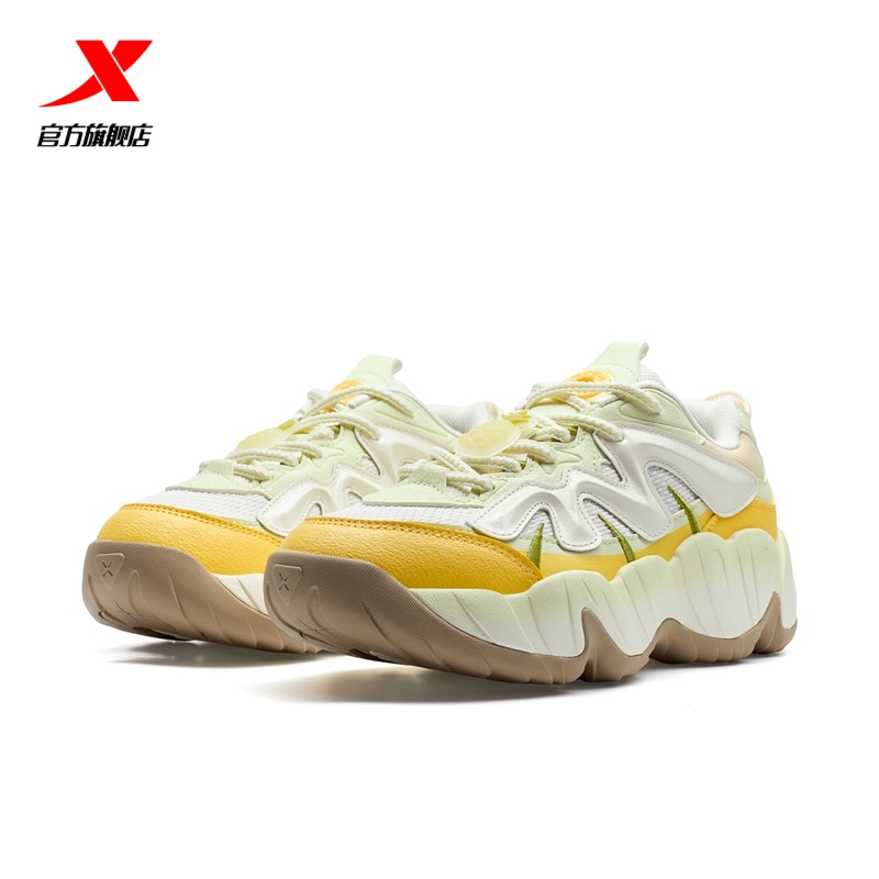 特步菠萝鞋丨女鞋休闲鞋冬季厚底增高运动鞋新年旺来鞋复古老爹鞋