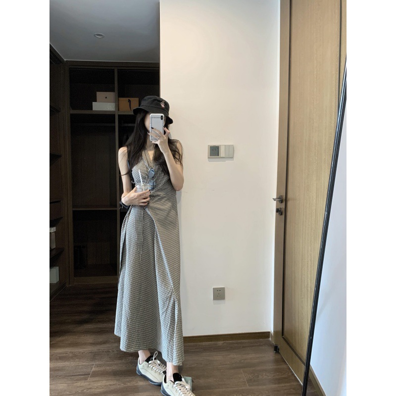 设计感交叉绑带v领背心长裙女夏季2025新款复古减龄格子中长裙子