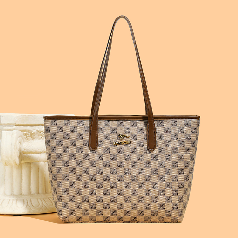 2025新款欧美风大容量女单肩手提包pu软皮格子包女士简约托特包女