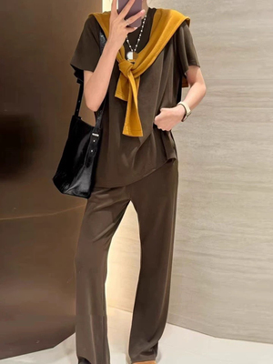 开叉T恤+微喇裤+披肩三件套女