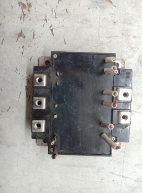 CM100TU-24F模块,二手拆机货,成色如图所示,实