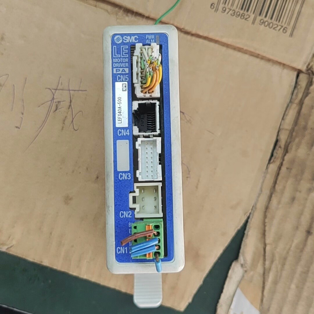 LECPAN1D-LEFS40A-500  驱动器,原