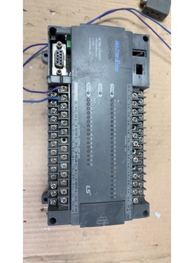 K7M-DR40U LS产电模块 上电如图 ERR灯闪烁 售