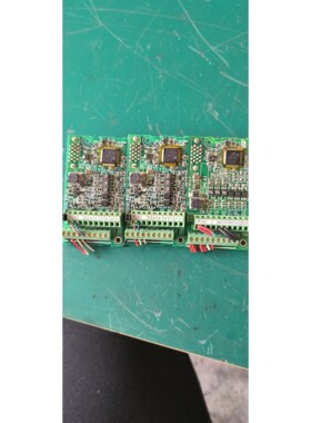 安川1000系列变频器用的通讯扩展卡.两块PG-X3/一块P