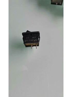 船型开关KC388,6A 250V AC规格,黑色2脚设