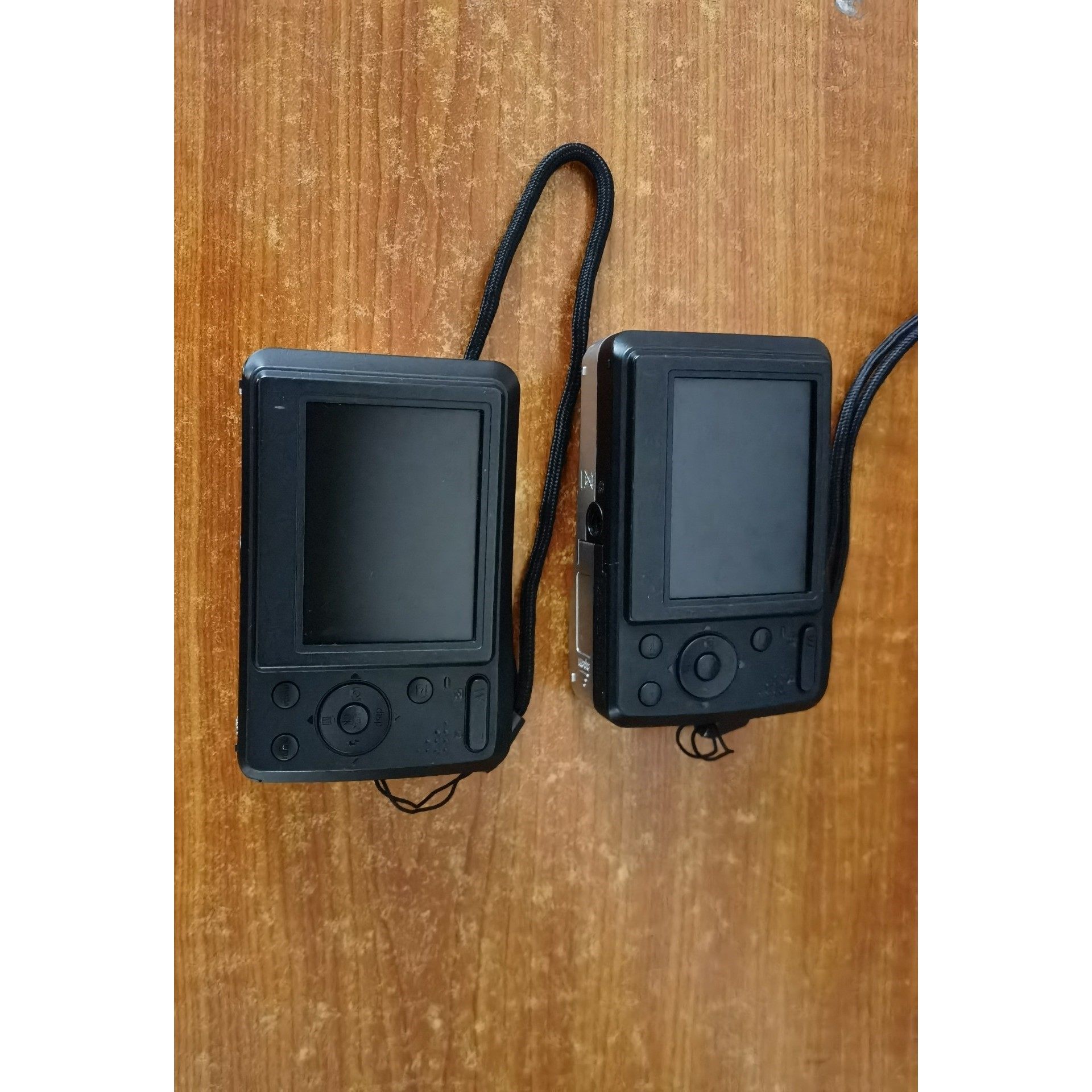 Ploneer A1403A 1410w像素 3倍光学变焦,