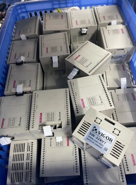 丰炜plc扩展模块SW-32XYT,九成新,功能包好,有需要