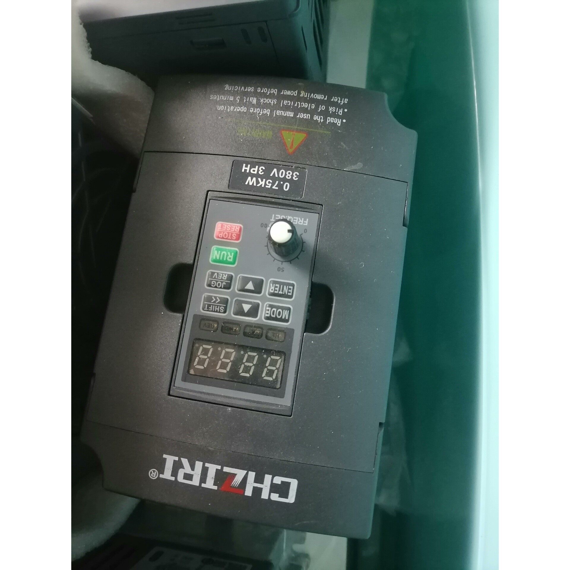 ESDTEK    EM600LED-E-NC 实物拍摄 测