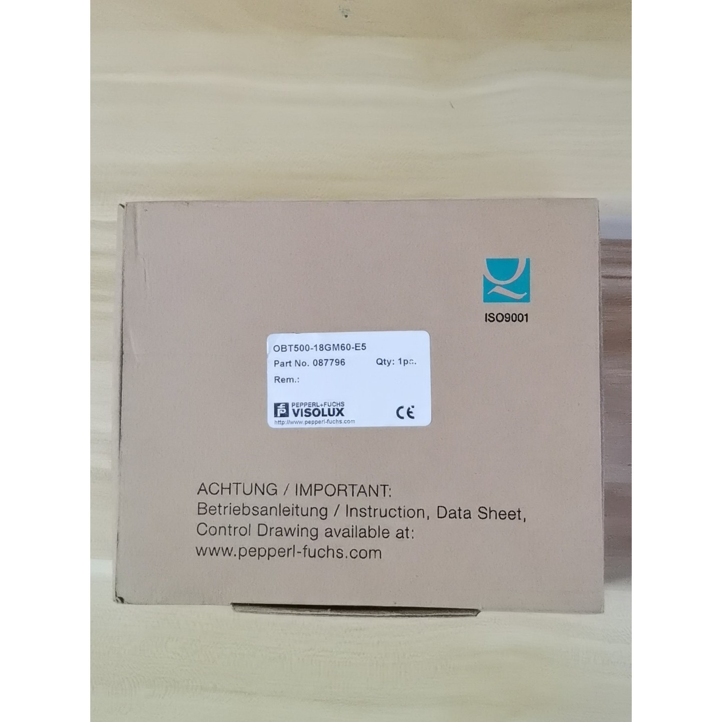 全新倍加福OBT500-18GM60-E5光电传感器,型号0