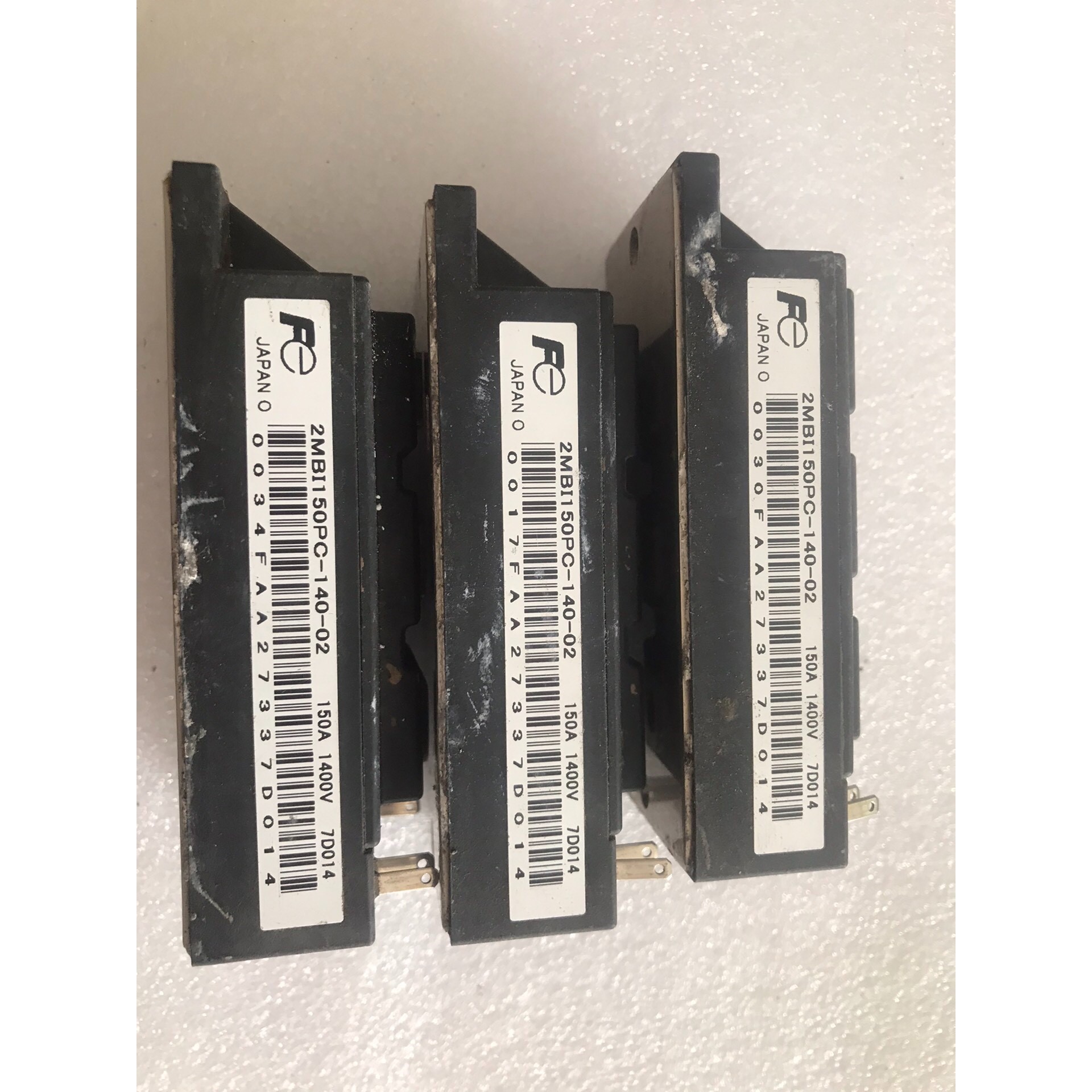 台达PLC DVP02DA-E2成色实物图,功能正常,单台价